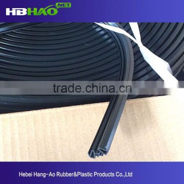 Sealing rubber strip for curtain wall for sealing on the ancillary frame parts of wall