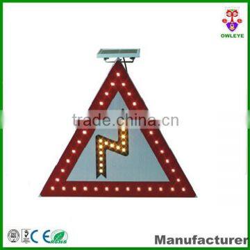 Solar Traffic Signal/Solar Traffic Sign for Traffic Road Safety photo-4