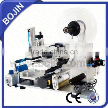 Semi-auto Flat bottle labeling machine with code printer