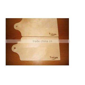 good quality wooden cutting board