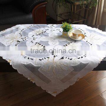 tablecloths two layers