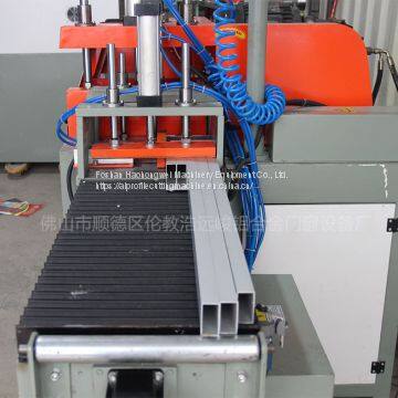 CNC Automatic Cutting Machine