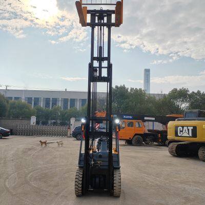 Original Imported TCM 3-ton Three Section Gantry Lifting 4.5 Meters Forklift for Sale at a Low Price photo-2