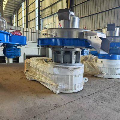 Model 850 Biomass Wood Chip Pellet Machine, Vertical Ring Die Sawdust Fuel Pelleting Equipment With Vertical Feeding