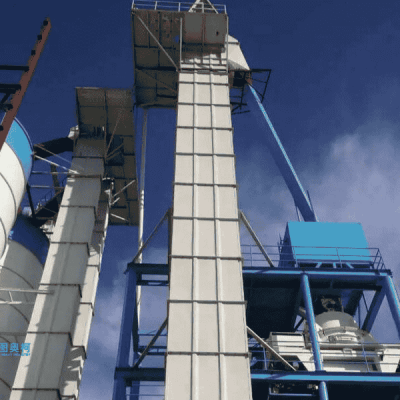 Вертикальный ленточный элеватор с непрерывным разгрузом для горнодобывающей промышленности, цементного производства и добычи гравия