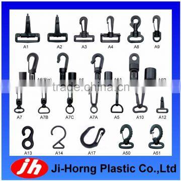 wholesaler plastic swivel snap hook hanger for bag or backpack