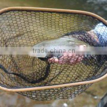 Catch fish with the quality of wood landing nets