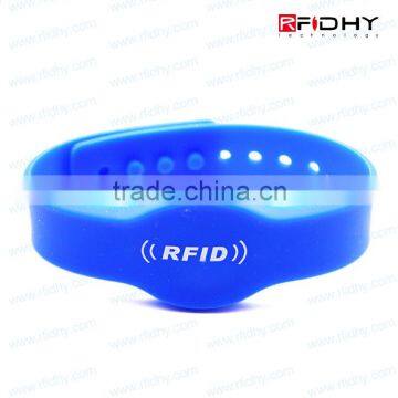 RFID SmartCard Wristbands Silicone Wristband for Bowling Centers photo-2
