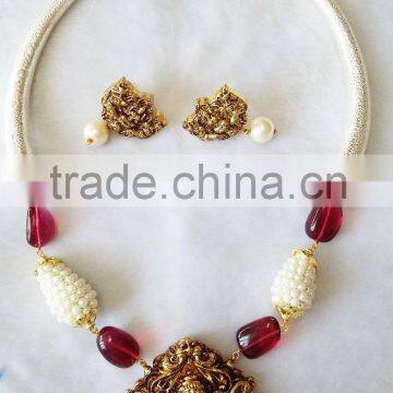 Indian Temple Pendent Set and Earrings With Mala