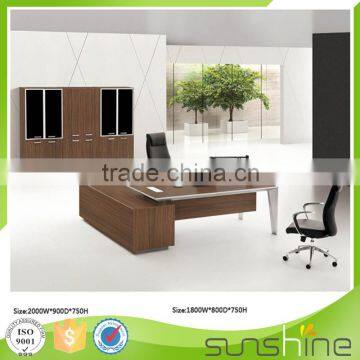 Guangzhou factory customized eco-friendly shiny executive desk