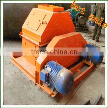 Double-motor biaxial chain crusher