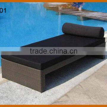 Patio Rattan Lounge Daybed Poolside