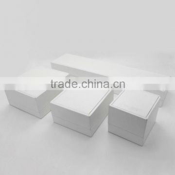 High-grade white custom made LOGO PU jewelry Box Wholesale