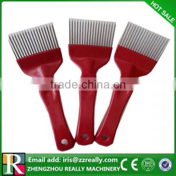 Beekeeping equipment uncapping fork