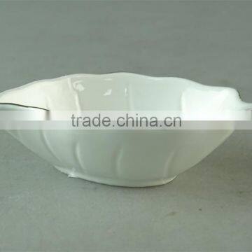 wholesale Stock White leaf shape Ceramic Dish with silver line in good quality and reasonable price