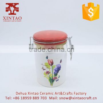 Ceramic creative Lovely red container cookie jar with lid