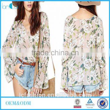 2017 Latest Women blouse Designs Long Sleeve Polychrome Floral V-neck Flared Sleeve Chiffon Blouse