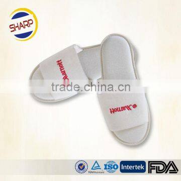 Best-selling 5 star disposable hotel slippers for bathroom