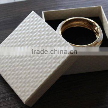 Custom Plain White Necklace Gift Box Jewelry Box for Ring Necklace photo-3