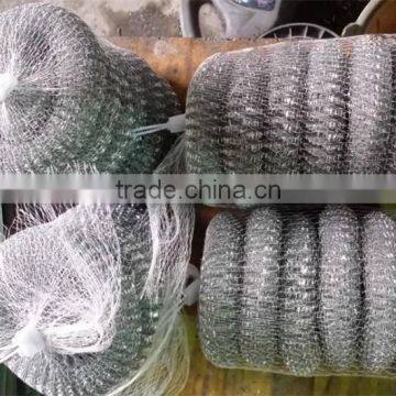 Eco-Friendly 12g/pc galvanized wire mesh washing scourer from linyi factory