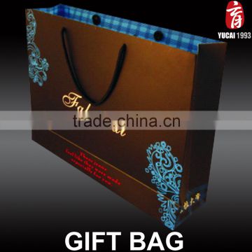 Wholesale Print Luxury Paper Portable Gift Bag