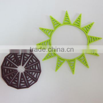 Wholesale FDA food grade high temperate heat resistant sunflower rubber pot holder silicone