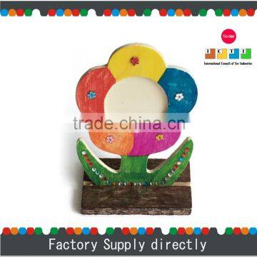 Natural Color New Latest Custom Handmade Flower Shaped Wooden Photo Frame