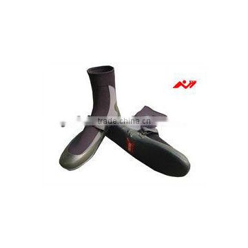 primium neoprene boots