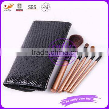 5pcs Hot selling Makeup brush set with cool black pouch