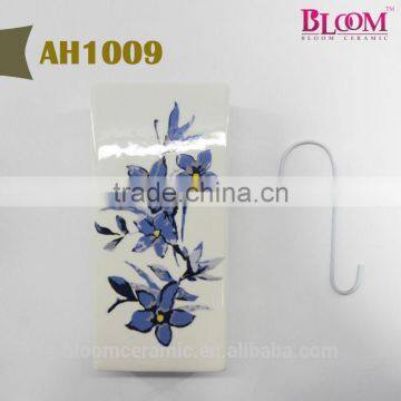 Ceramic Humidifier With Metal "S" Hook photo-2