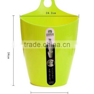 plastic stackable storage bucket/trash can