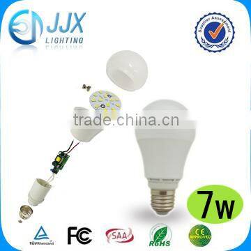 LED light bulb