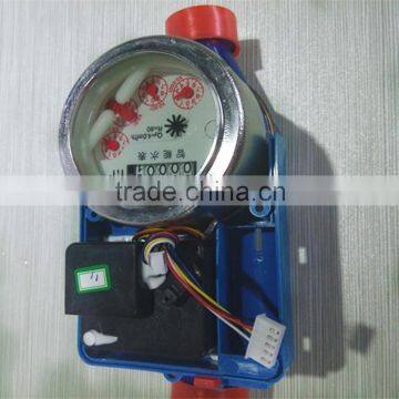 The composition of the smart water meter accessories (including Case, connectors, movement, the base table)