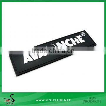 Sinicline Rubber Label Swing on Uniform