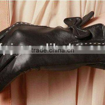 lady winer bowknot black tight lamb leather gloves