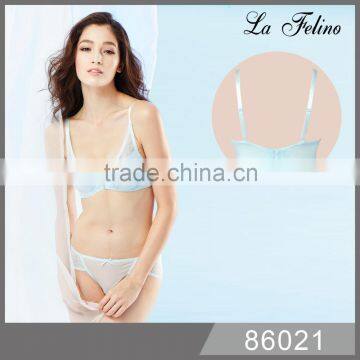 Woman E85 Cup Molded Deep V Seamless Bra photo-4