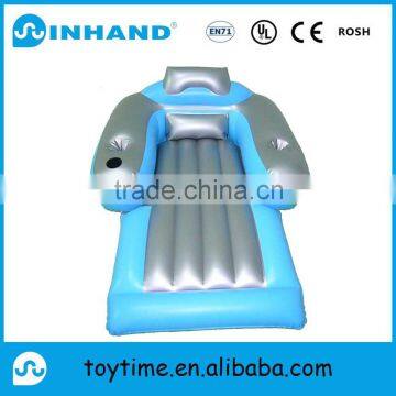 New design home furniture blue pvc inflatable water float air mattress, customised inflatable water pool lounger air bed