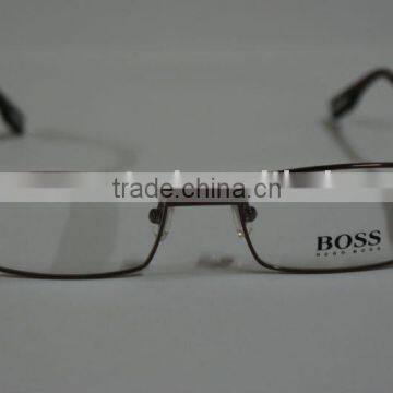 Brand frames 32