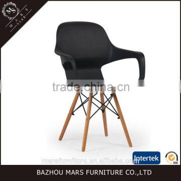 Cheap modern design dining plastic chair manufacturer