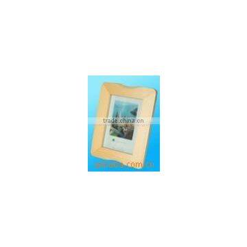 Eco-friendly wooden photo frame