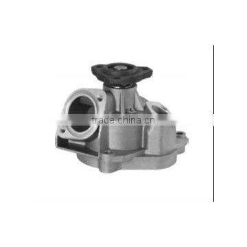 high quality VOKSWAGEN auto water pump 025121010F