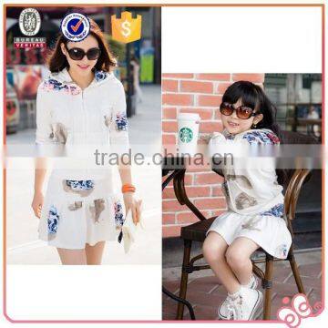 2015 lovely top and dress white flower printing mother and daughter sets for clothing