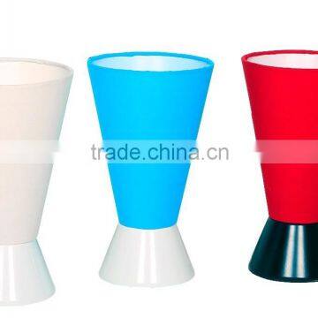 Plastic+Fabric Table Lamp