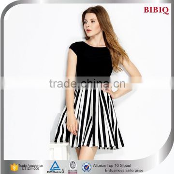 New Arrival Black White Short Sleeve Two piece Prom Dress For Women