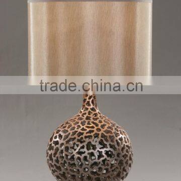 2015 Coffe Decorative Room Light/table Lamp With UL photo-3
