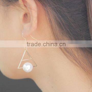 Generous Artifical Pearl on Triangle Stud Earrings photo-5