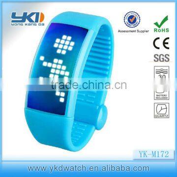 new design silicone 3D pedometer usb watch