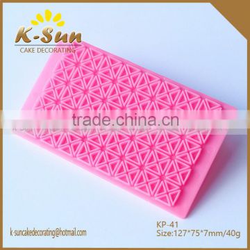 Plastic Quilt embosser grid cake decoration China supplier