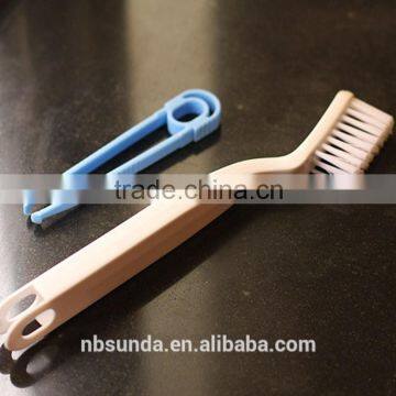 Multi-function plastic brush with plastic tweezer wholesale