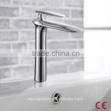 CE Approval Single Hole Deck Mounted Water Tap